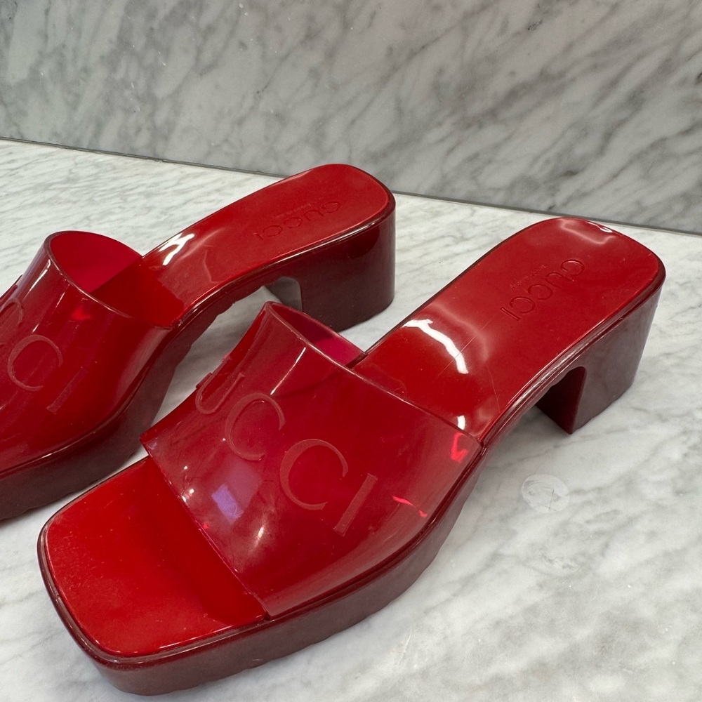 Gucci “Plastique” Logo Rubber Heeled Red Mule Slides Sandals 37.5 - Picture 4 of 8